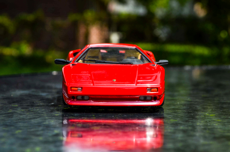 Illustration for article titled Car Week: The '90s - Diablo Rosso Edition